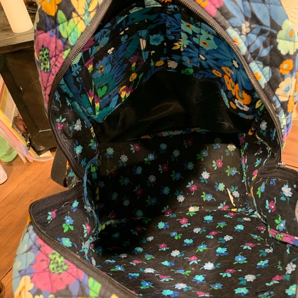 Vera Bradley back pack - Picture 3 of 8